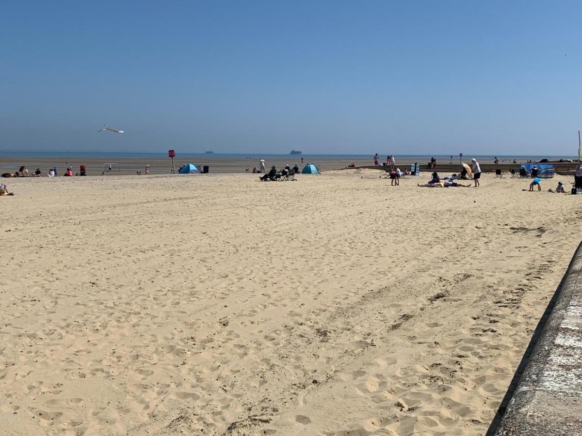 Ryde Beach Garden Apartment Bagian luar foto